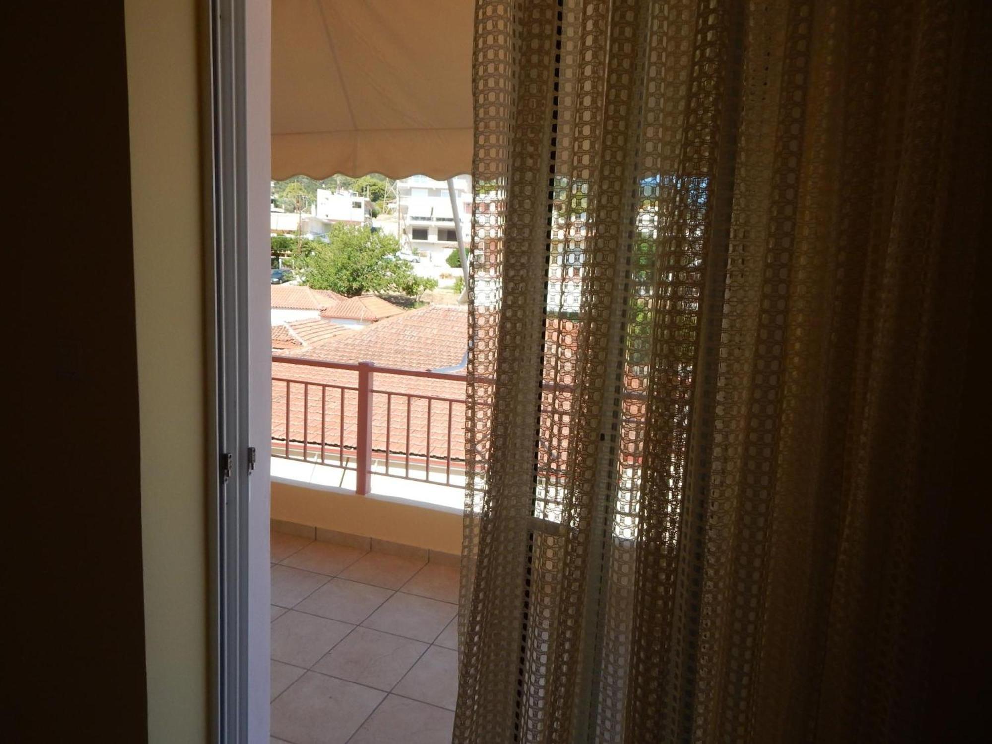 Angela'S Apartment With Beautiful Balcony View Agios Konstantinos  Exteriör bild